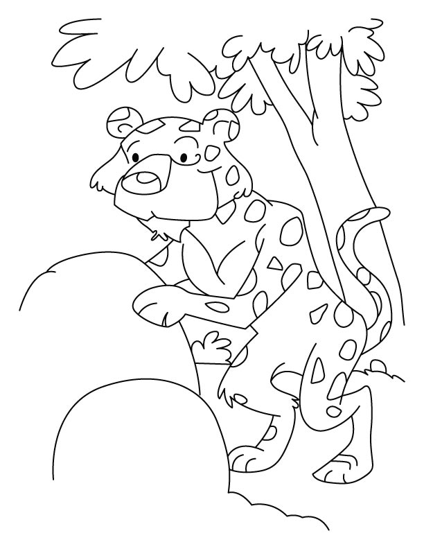 Leopard ready for shooting coloring pages